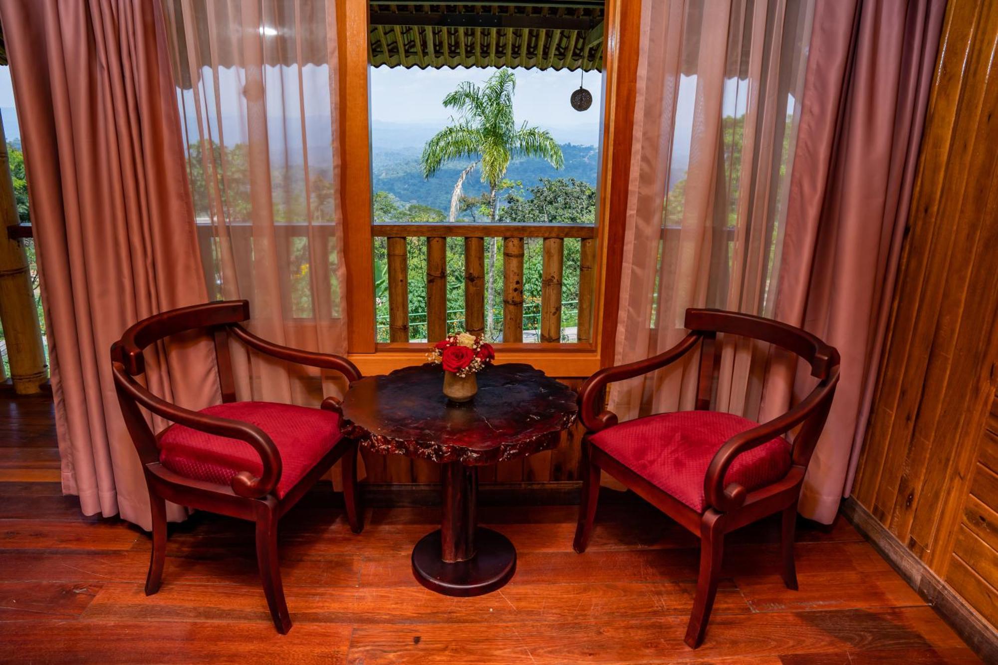 Heimatlos Amazon Lodge Пуйо Экстерьер фото